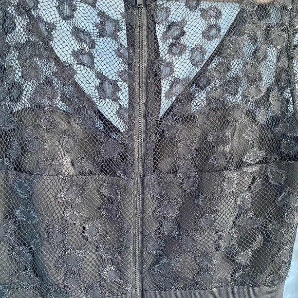 MILLY 'Cheetah' ~ Black Lurex Lace Illusion V-Neck Party Dress Size 6 - Picture 7 of 10